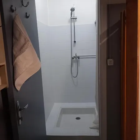 Apartment Studio D'aqui Et D'ailleurs *