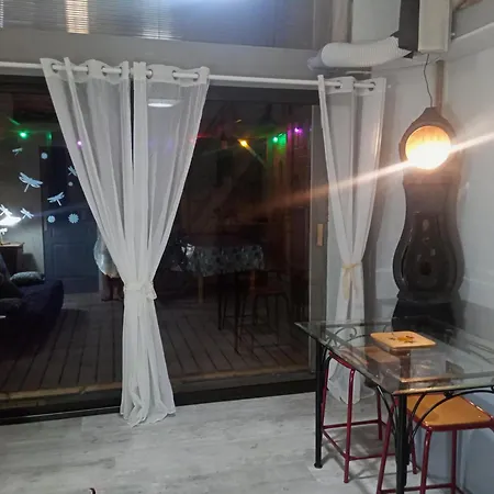 Studio D'aqui Et D'ailleurs *