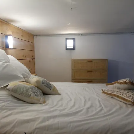 Apartment Studio D'aqui Et D'ailleurs Perpignan