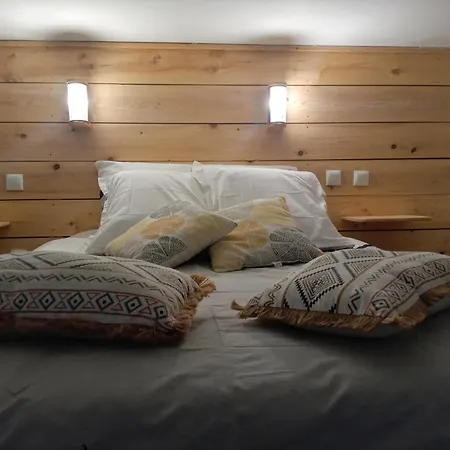 Lejlighed Studio D'aqui Et D'ailleurs